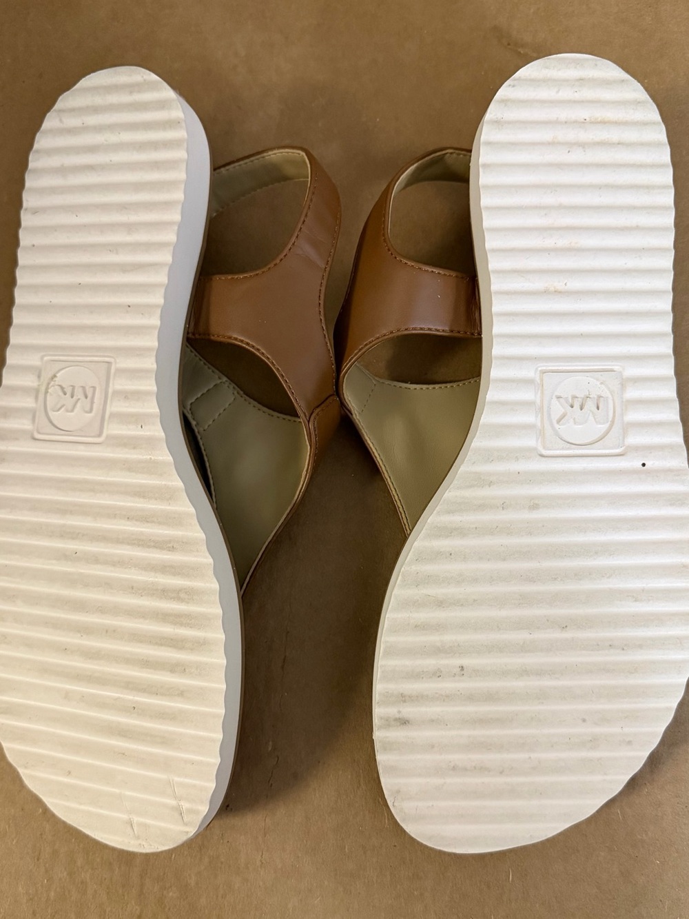 Michael Kors Brown Leather MK Logo Thong Sandals - Picture 6 of 7
